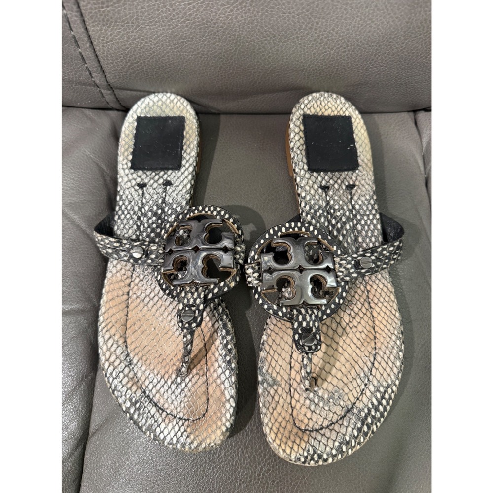 Tory Burch Miller Snake Embossed Leather Thong Sandals Neutral‎ Grey Black 7M